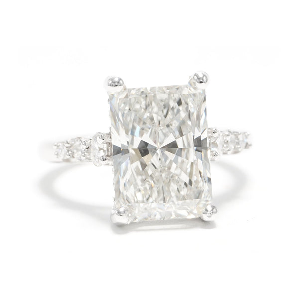 Custom jewelry by Alloy Custom Jewelers