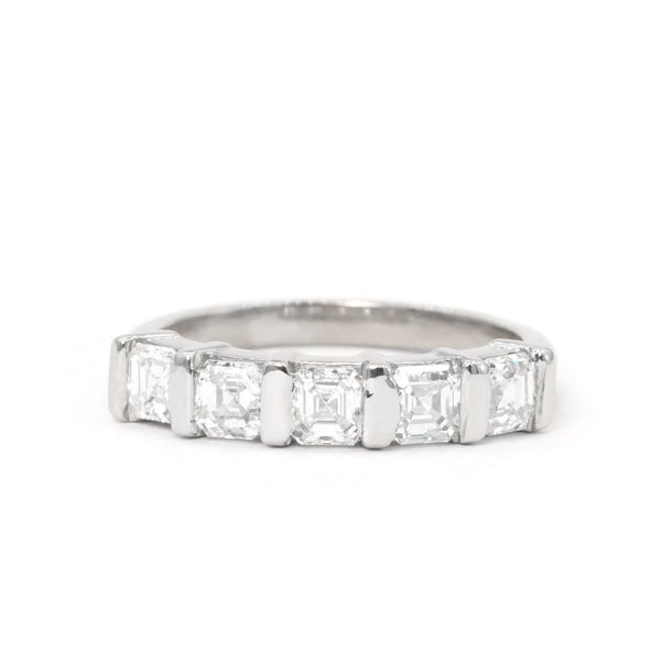Custom jewelry by Alloy Custom Jewelers