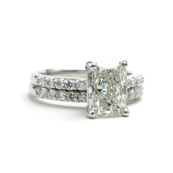 Custom jewelry by Alloy Custom Jewelers