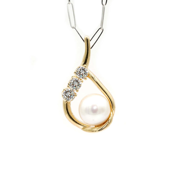 Custom jewelry by Alloy Custom Jewelers