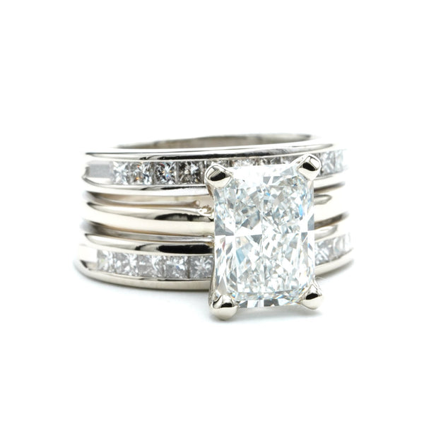 Custom jewelry by Alloy Custom Jewelers