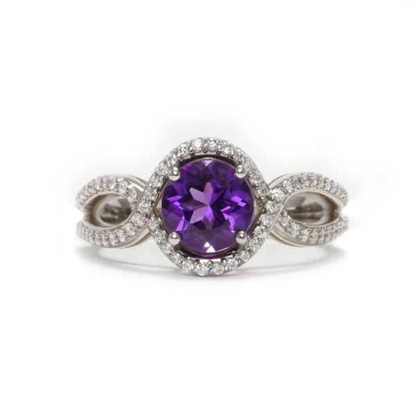 Custom jewelry by Alloy Custom Jewelers