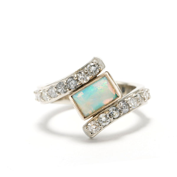 Custom jewelry by Alloy Custom Jewelers